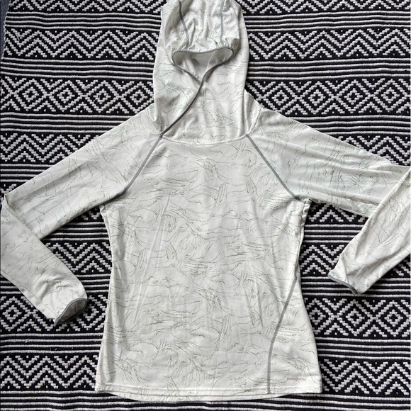 Patagonia | Tops | Patagonia Sunshade 